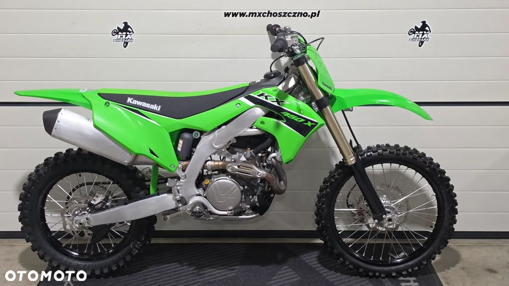 Kawasaki KX - 8