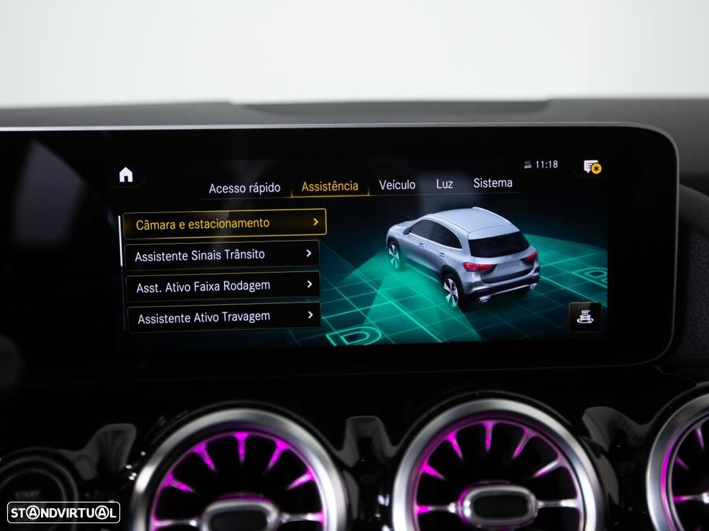 Mercedes-Benz GLA 250 7G-DCT AMG Line - 29