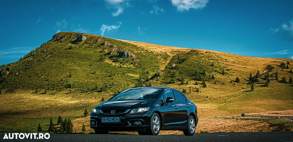 Honda Civic 1.8 MT ES - 18