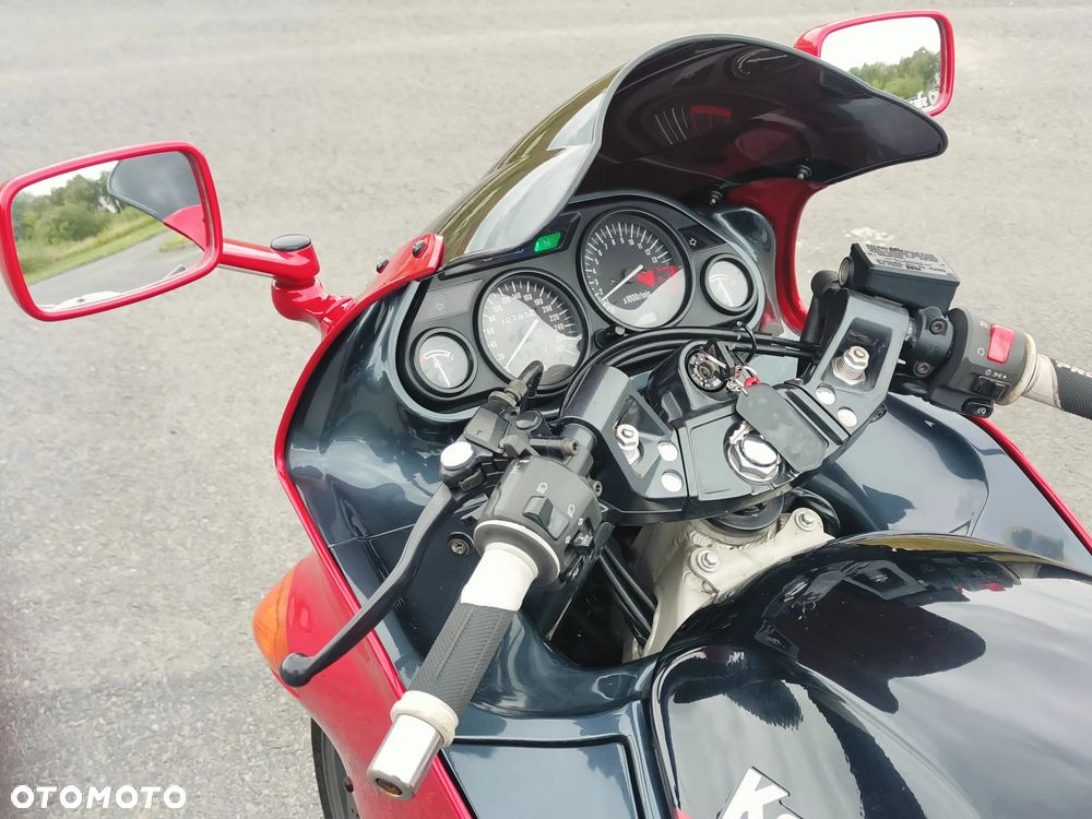 Kawasaki ZZR - 29