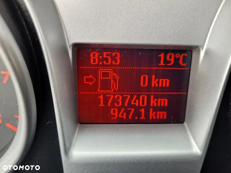 Ford Focus - 21