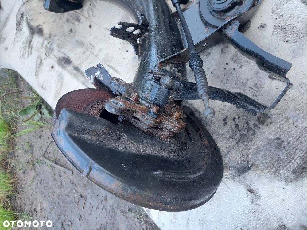 BELKA OŚ ZAWIESZENIA TYŁ KOMPLETNA CITROEN C3 I - 3