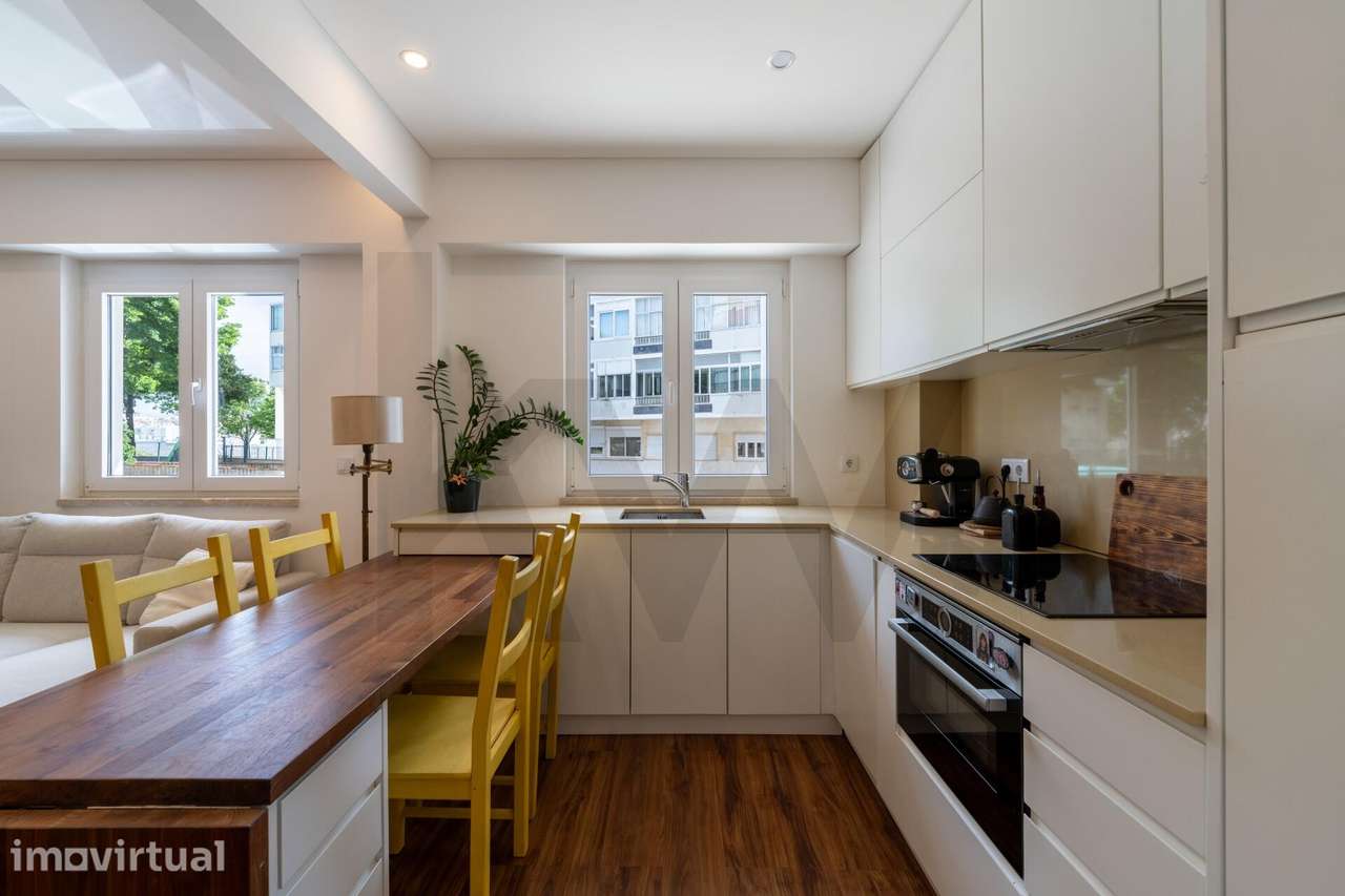 Apartamento T2 para Arrendamento em São Vicente, Lisboa | Remodelado c - Grande imagem: 2/26