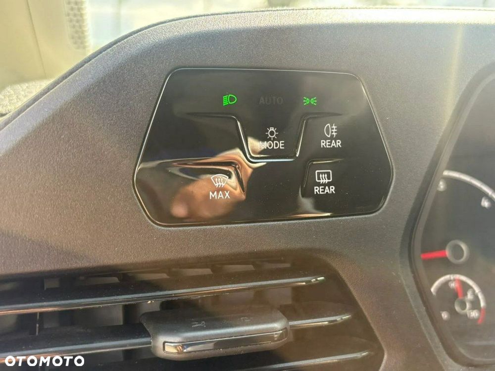 Volkswagen Caddy - 26