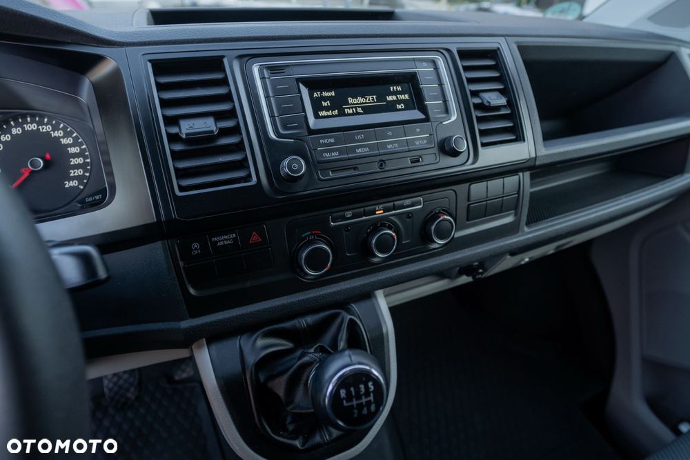 Volkswagen Transporter T5 - 21