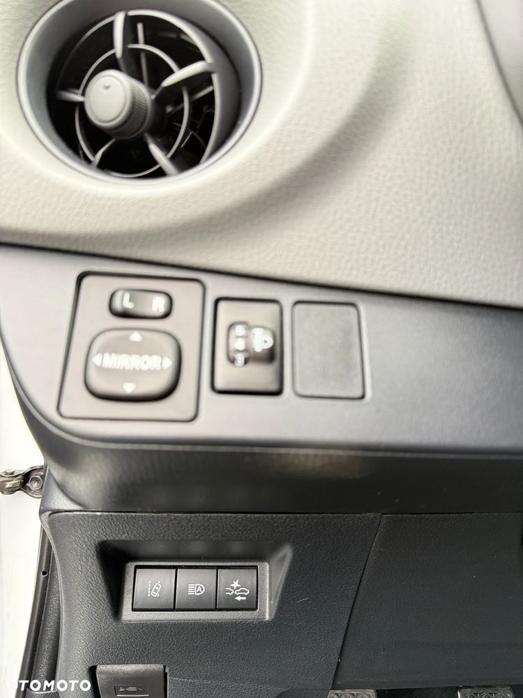 Toyota Yaris 1.0 Active - 9