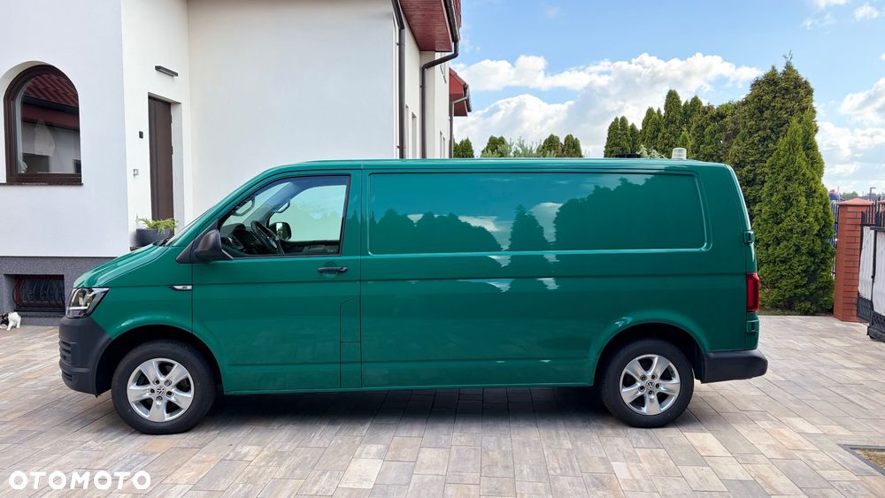 Volkswagen Transporter - 4