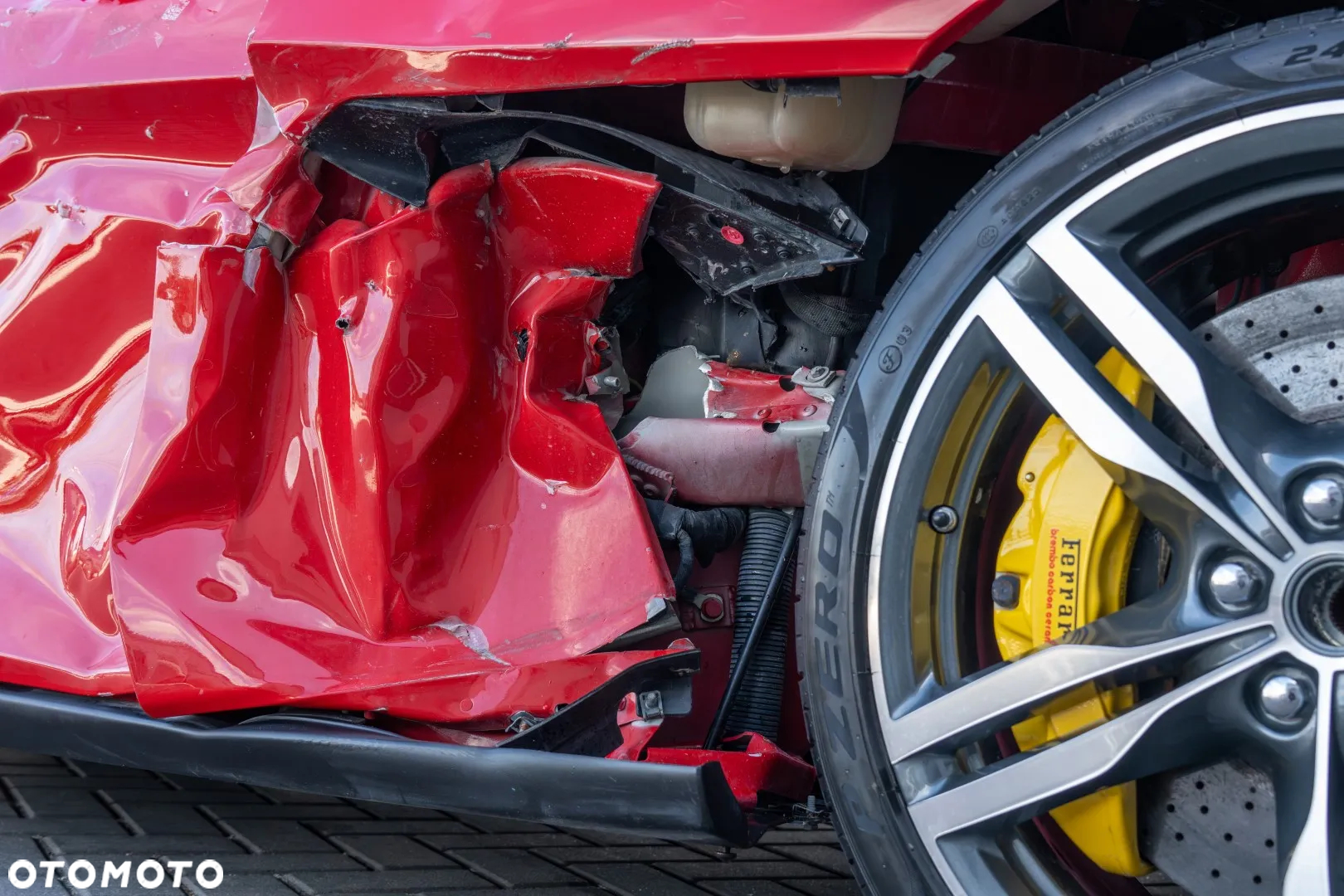 Ferrari Portofino - 25