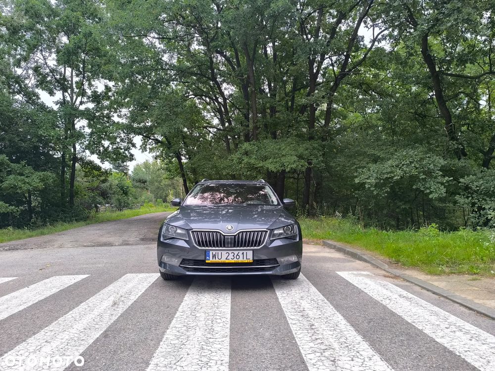 Skoda Superb 2.0 TDI Style - 4