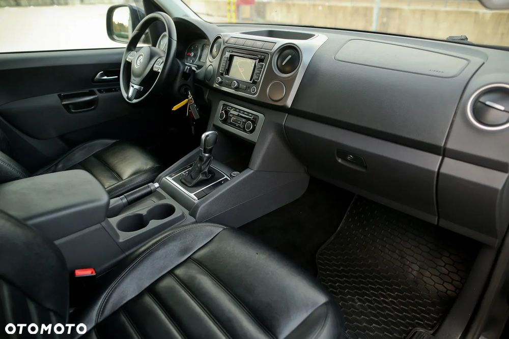 Volkswagen Amarok 2.0 BiTDI 4MOTION BMT Autm Highline - 24