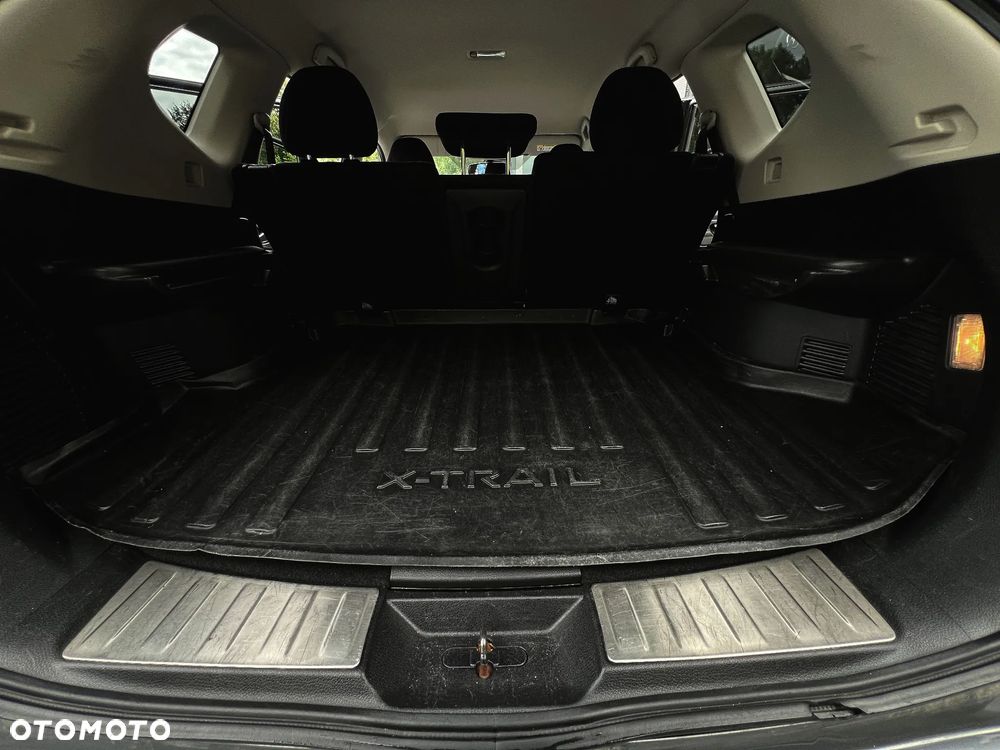 Nissan X-Trail 1.6 DIG-T N-Connecta - 38