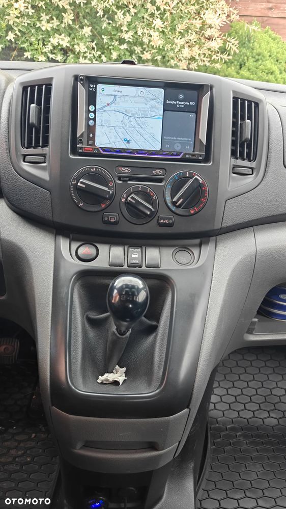 Nissan NV200 - 8