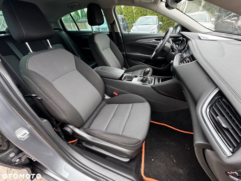 Opel Insignia 1.5 T Enjoy S&S - 36