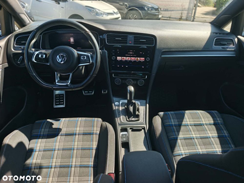 Volkswagen Golf 1.4 TSI Plug-In-Hybrid GTE - 12