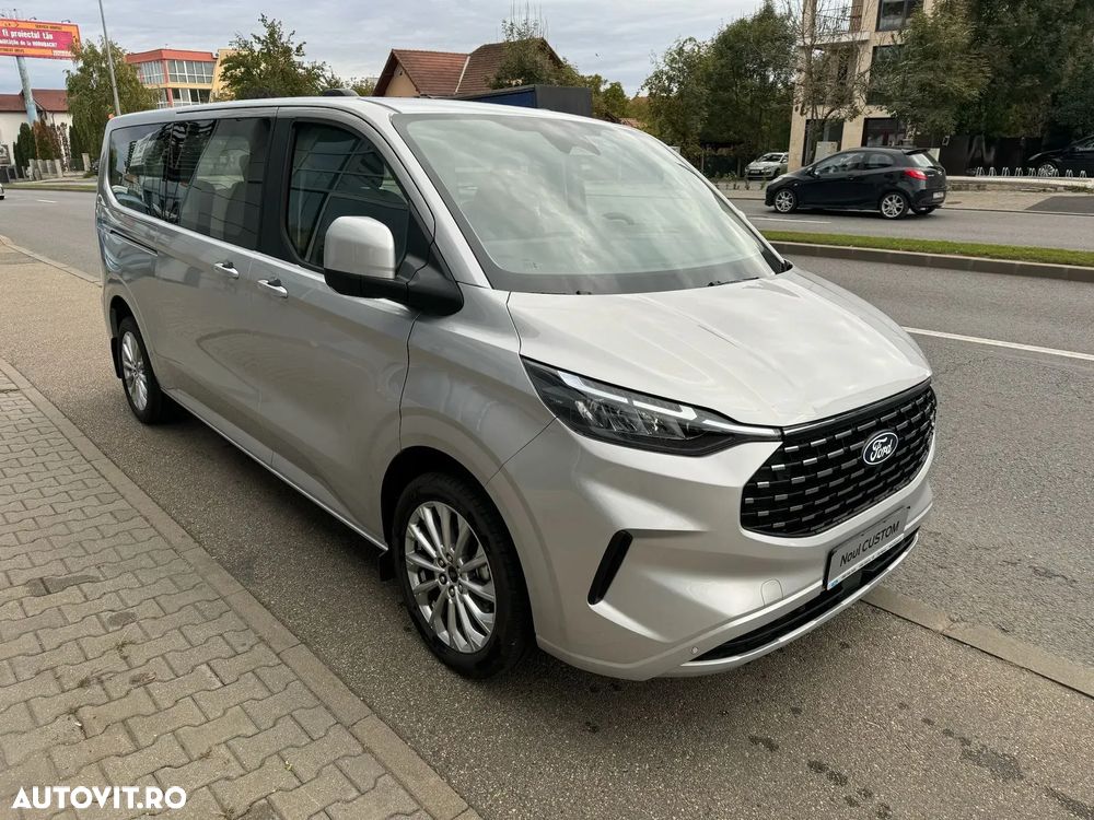 Ford Tourneo Custom - 6
