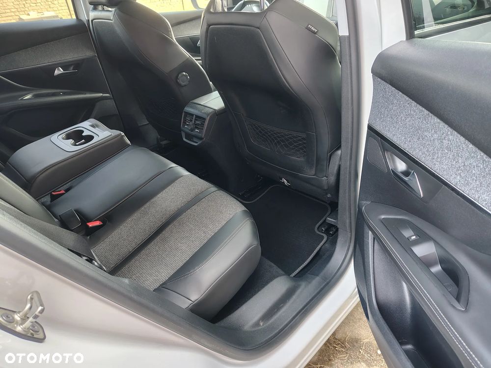 Peugeot 3008 1.5 BlueHDi Allure S&S - 13