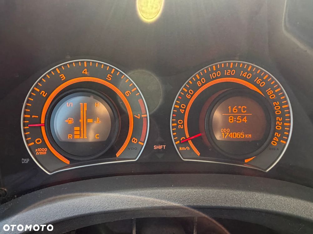 Toyota Auris 1.6 VVT-i Executive - 38