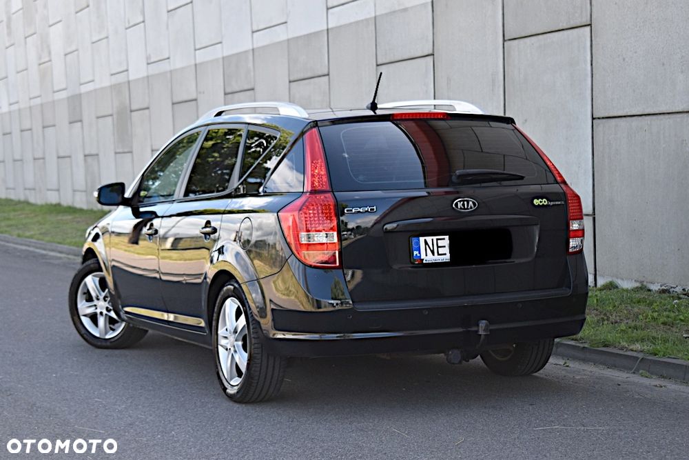 Kia Ceed - 5