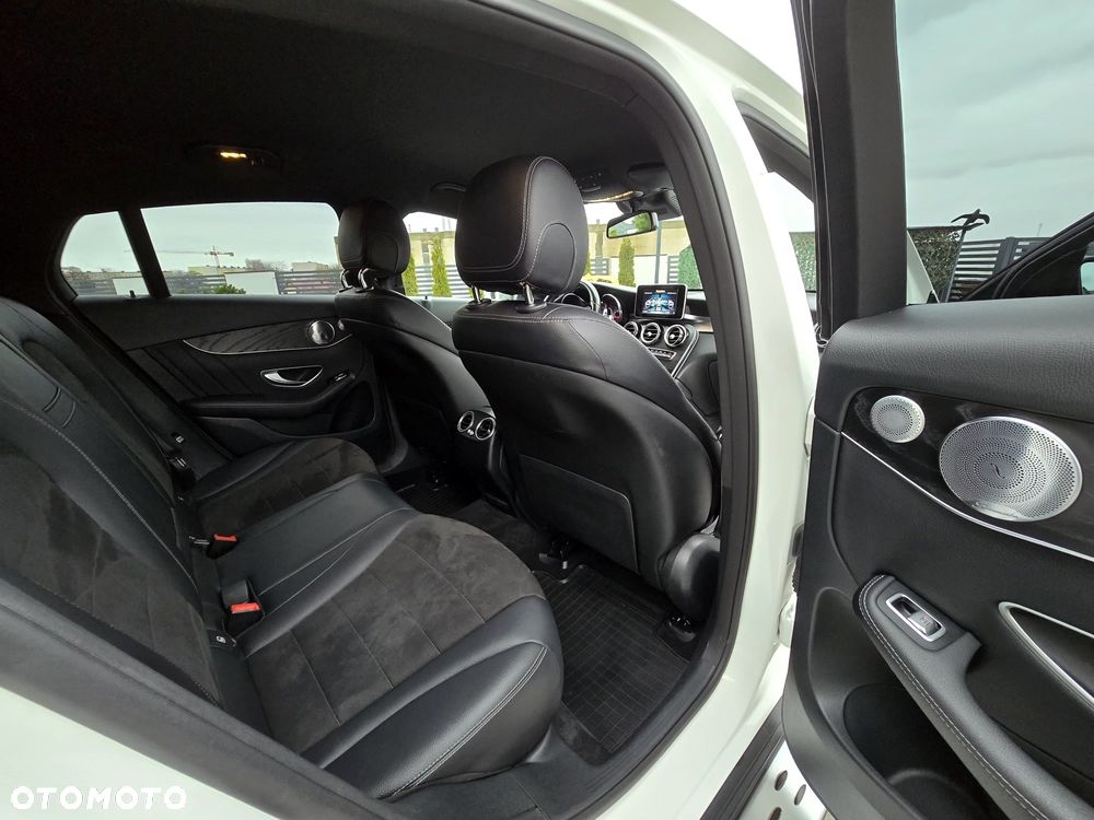 Mercedes-Benz GLC - 11