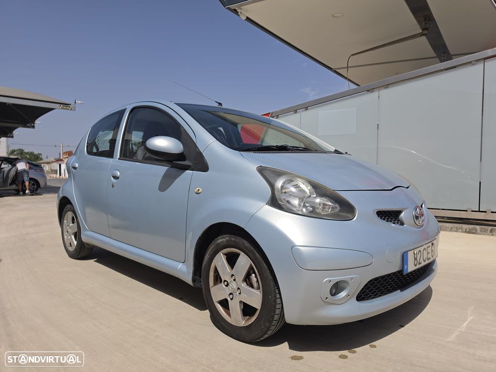 Toyota Aygo 1.0 + AC - 4