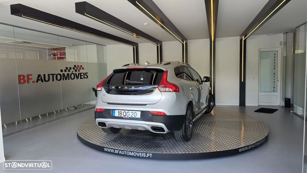 Volvo V40 Cross Country 1.6 D2 Summum - 20