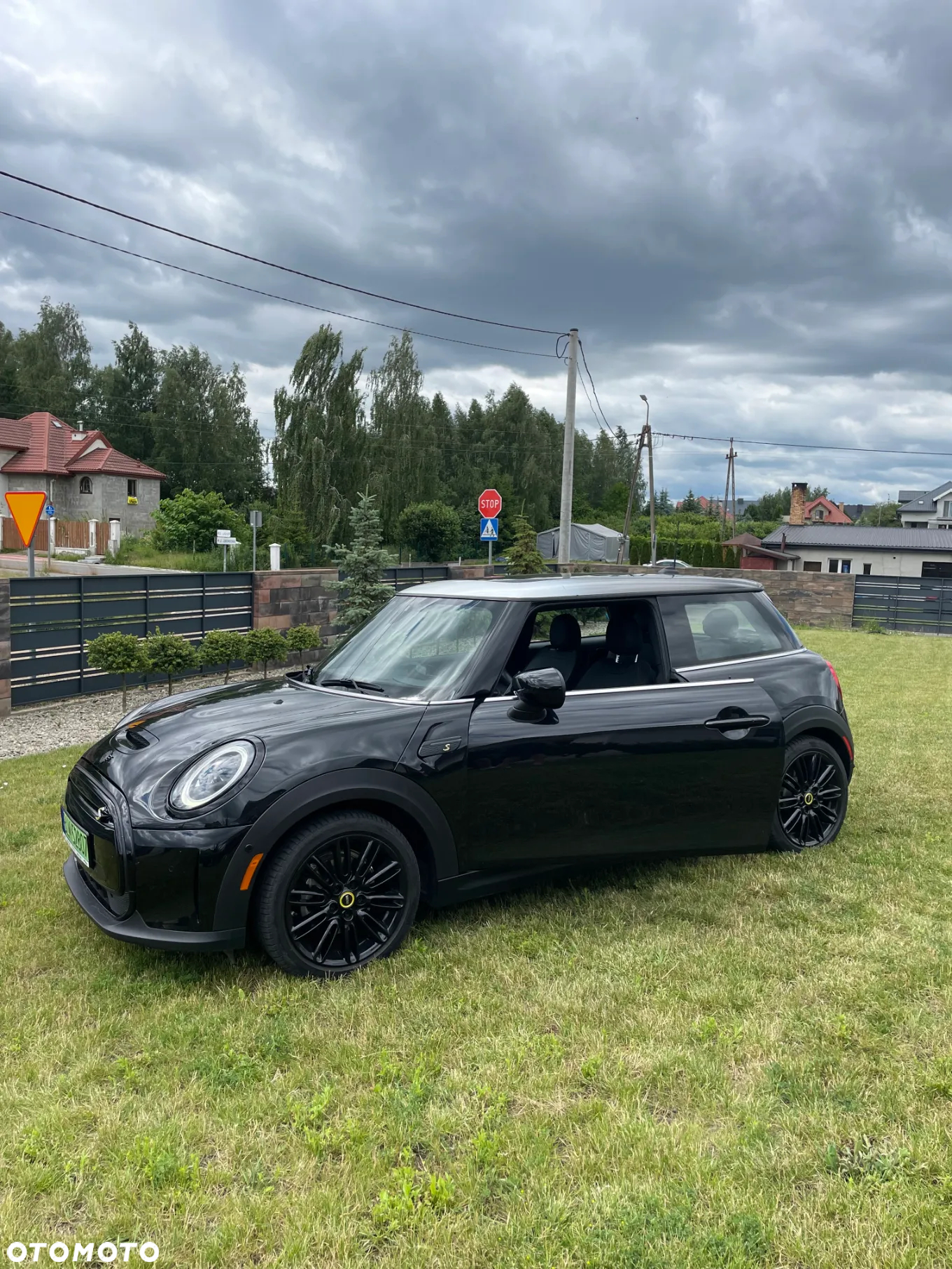 MINI Cooper SE Essential Trim - 3
