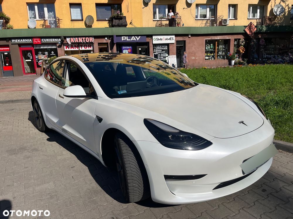 Tesla Model 3 Long Range AWD - 2