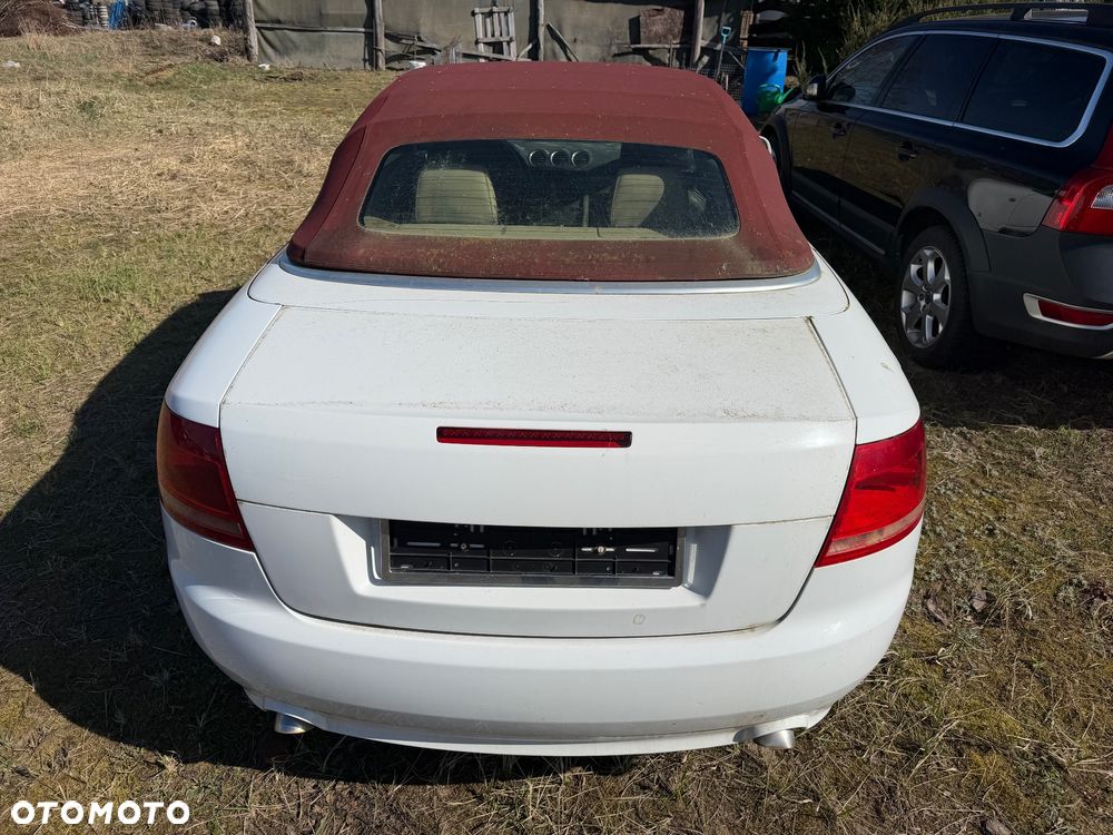 Audi A4 Cabrio 2.0 TDI DPF - 7