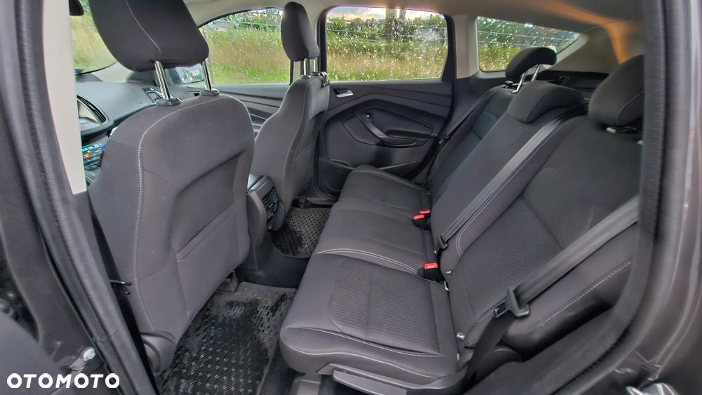 Ford Kuga 1.5 TDCi FWD Titanium - 27