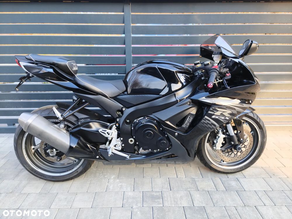 Suzuki GSX-R - 11