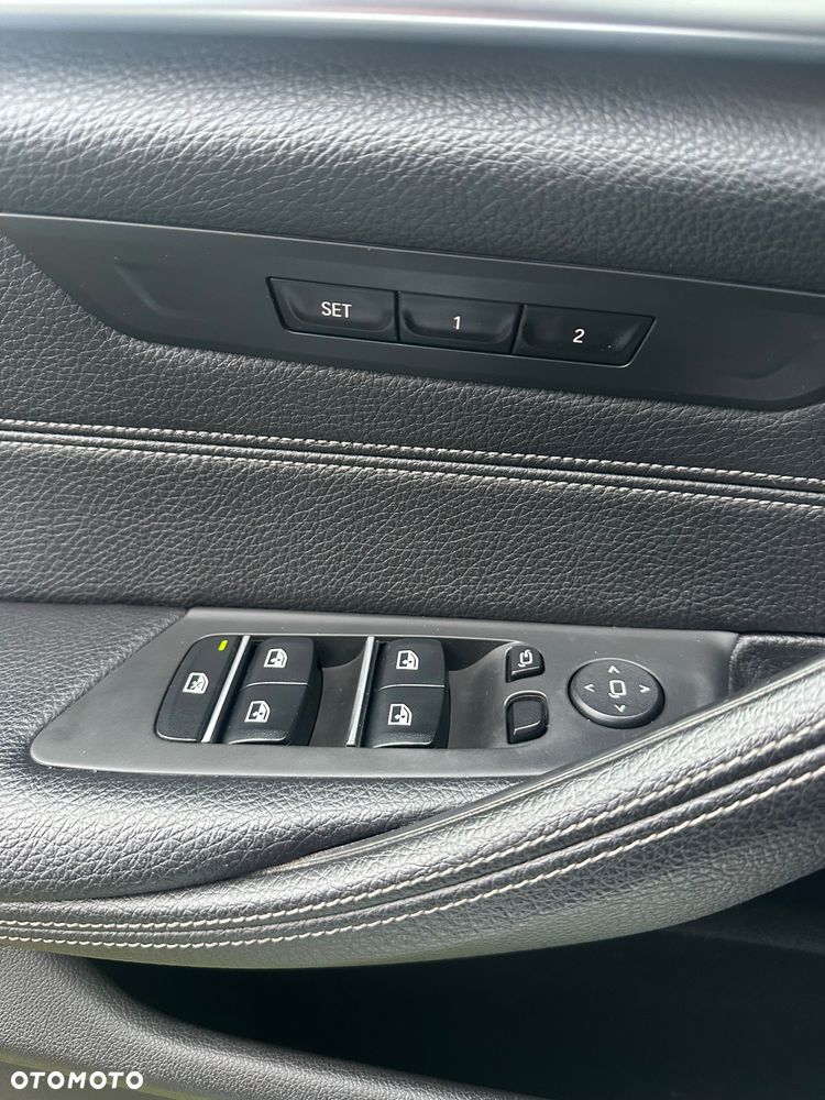 BMW Seria 5 530i xDrive Luxury Line - 19