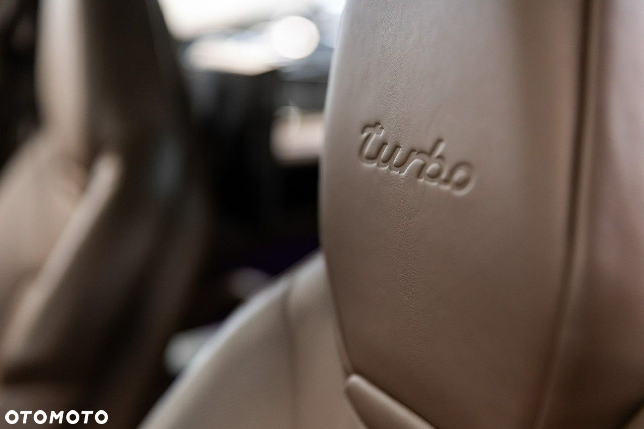 Porsche Cayenne Turbo - 29