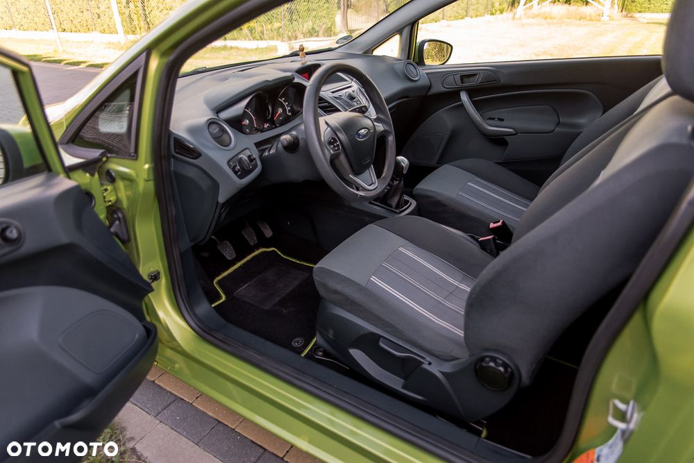 Ford Fiesta - 27