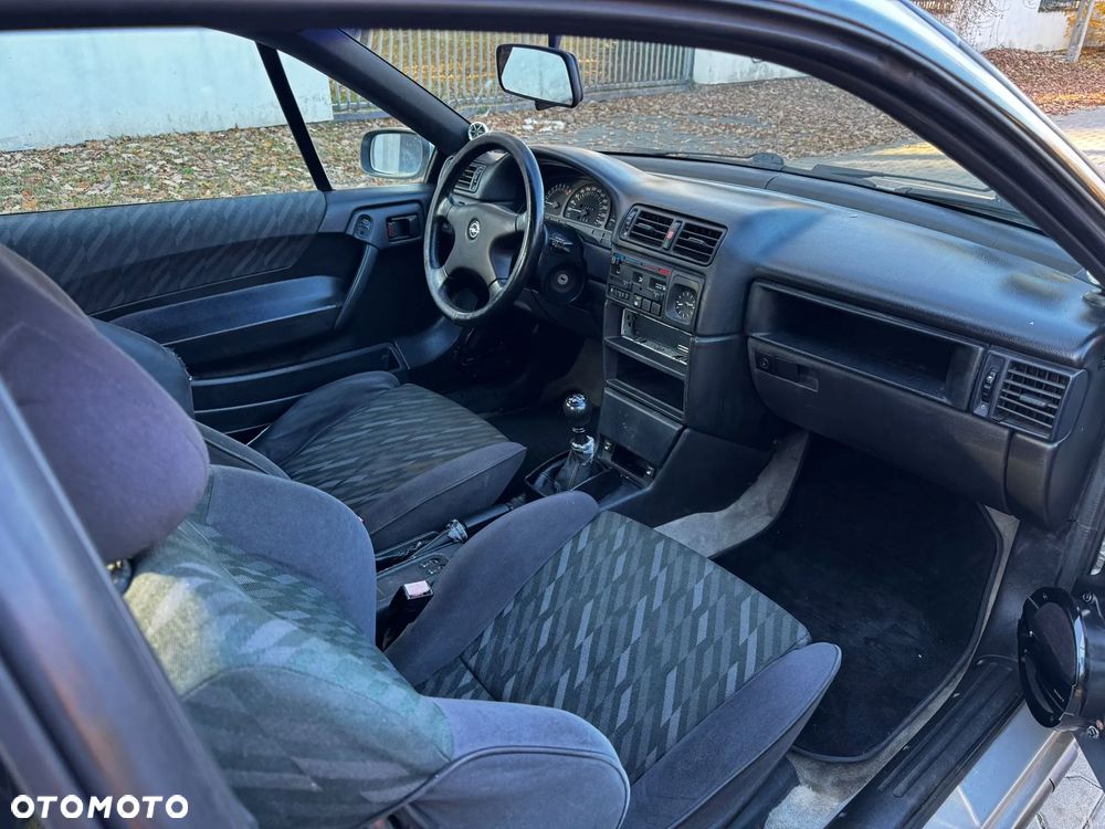 Opel Calibra 2.0 16V - 5