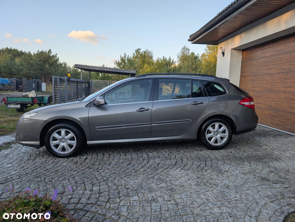 Renault Laguna 2.0 DCi SL Tech Run - 8