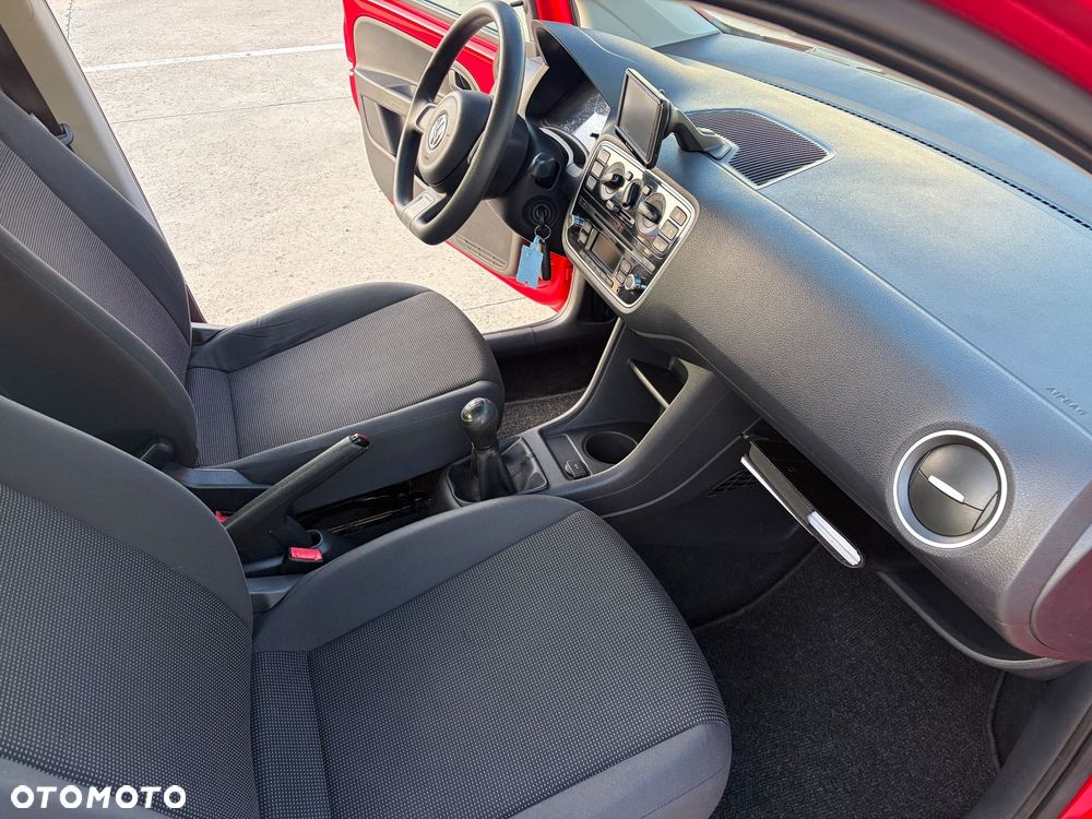 Volkswagen up! take - 13