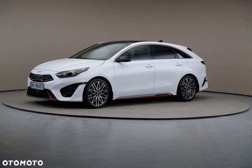 Kia ProCeed - 1