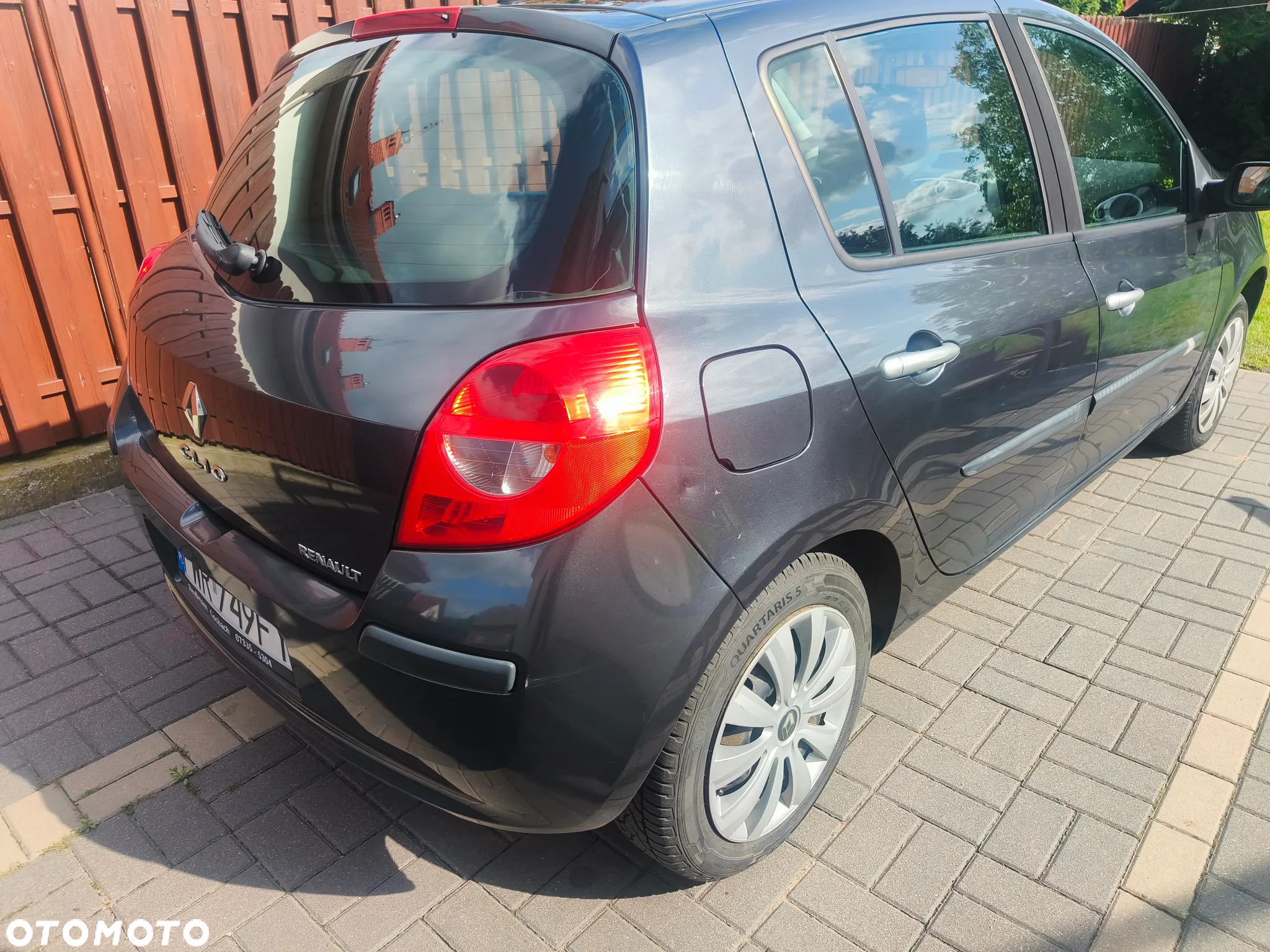 Renault Clio - 2