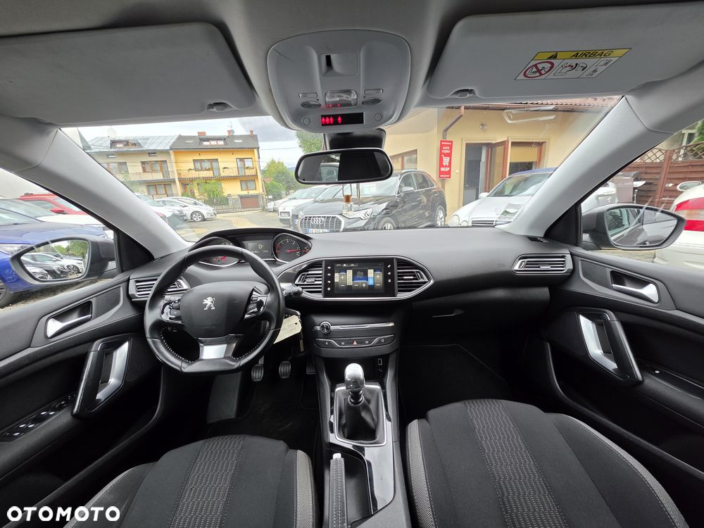 Peugeot 308 BlueHDi 120 Stop & Start Style - 26