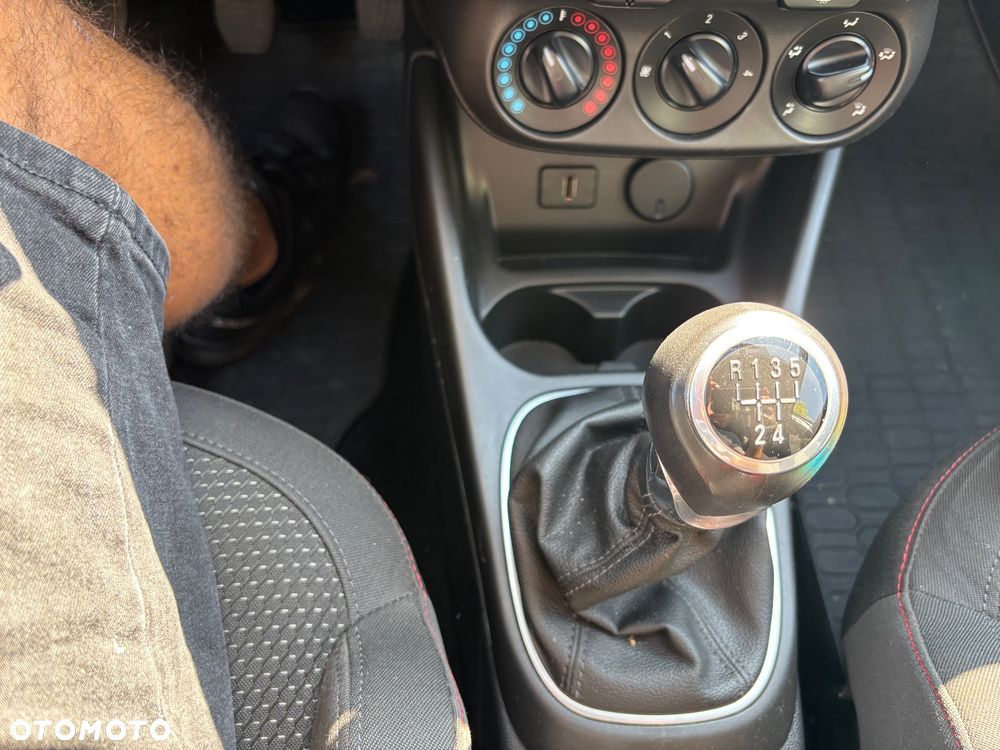Opel Corsa 1.4 120 Lat S&S - 23