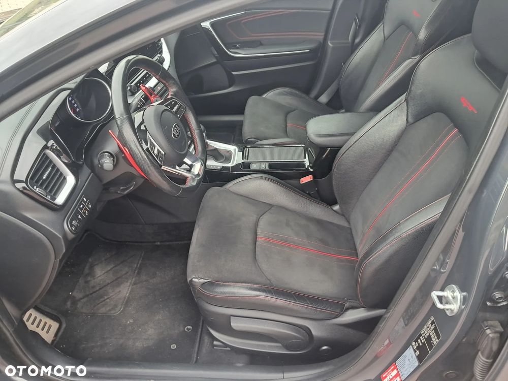 Kia ProCeed 1.6 T-GDI DCT7 OPF GT - 13