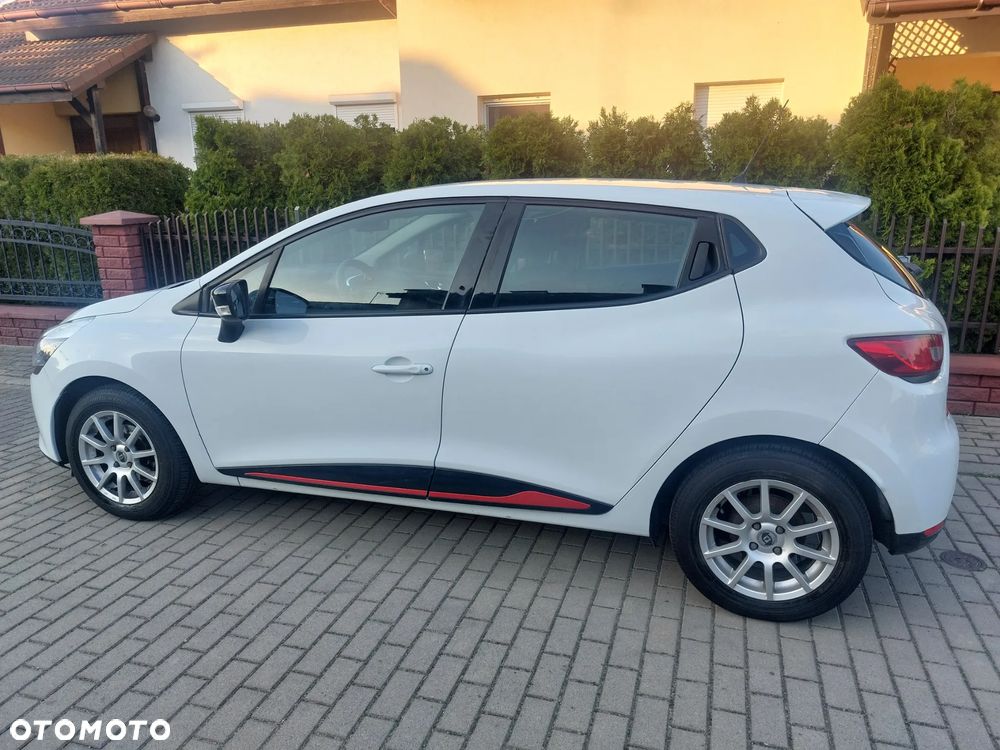 Renault Clio - 9