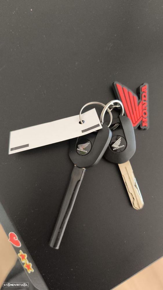 Honda CB CB125R Neo Sports Café - 2