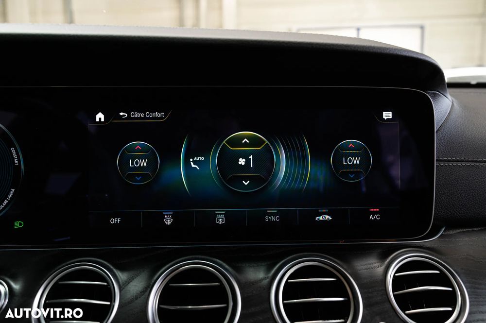 Mercedes-Benz E 220 d MHEV Aut. - 24