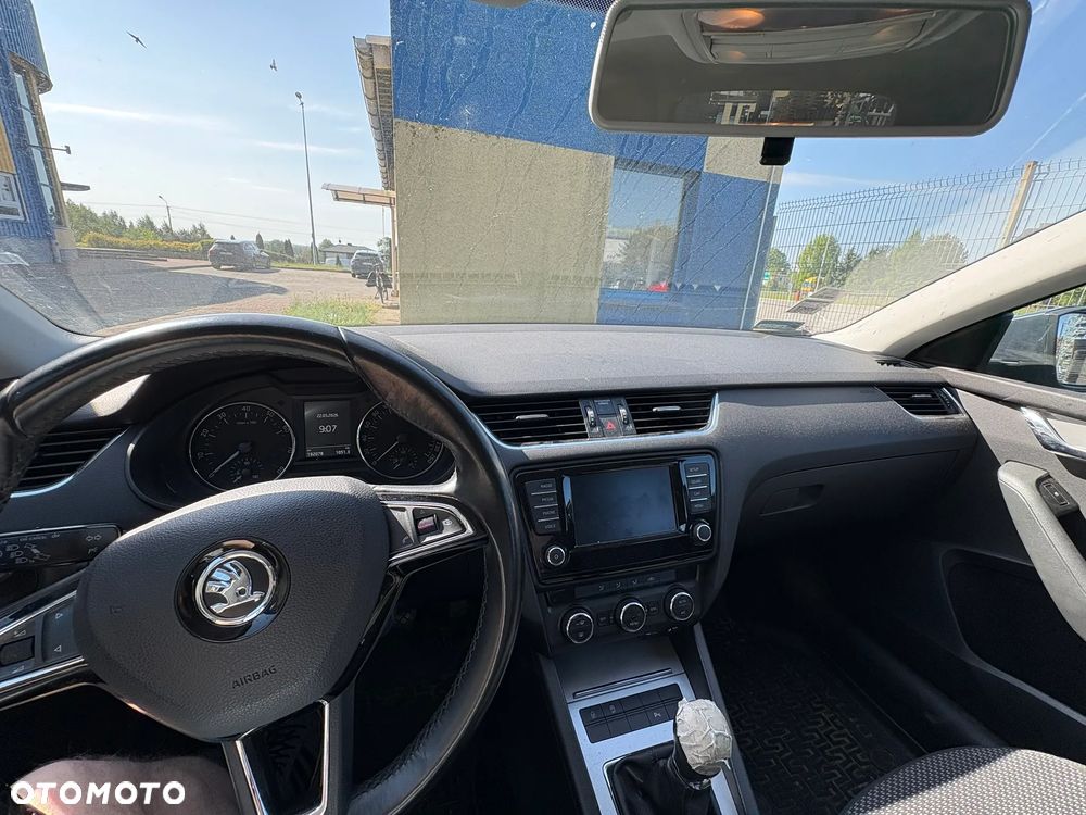 Skoda Octavia 1.4 TSI Drive - 7