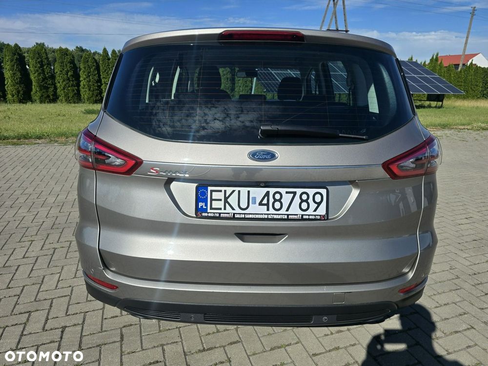 Ford S-Max - 9