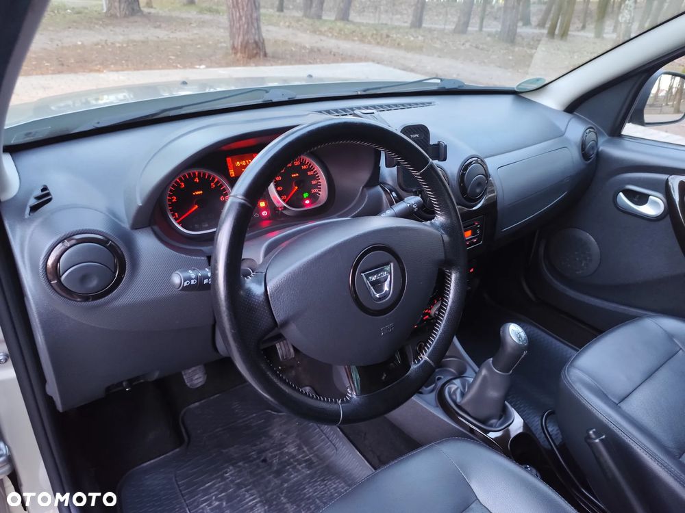 Dacia Duster SCe 115 4x2 Prestige - 27