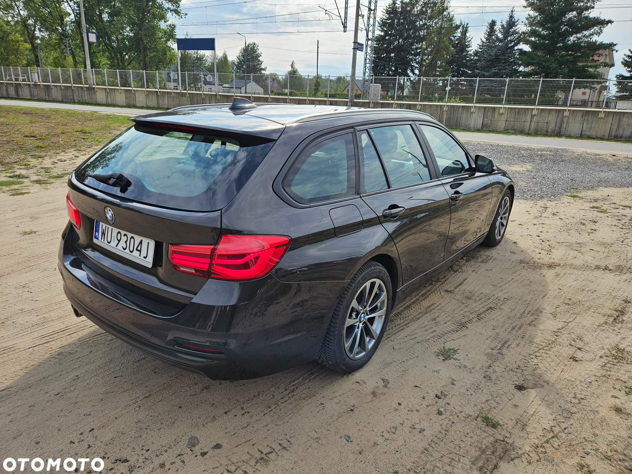 BMW Seria 3 330d xDrive - 6