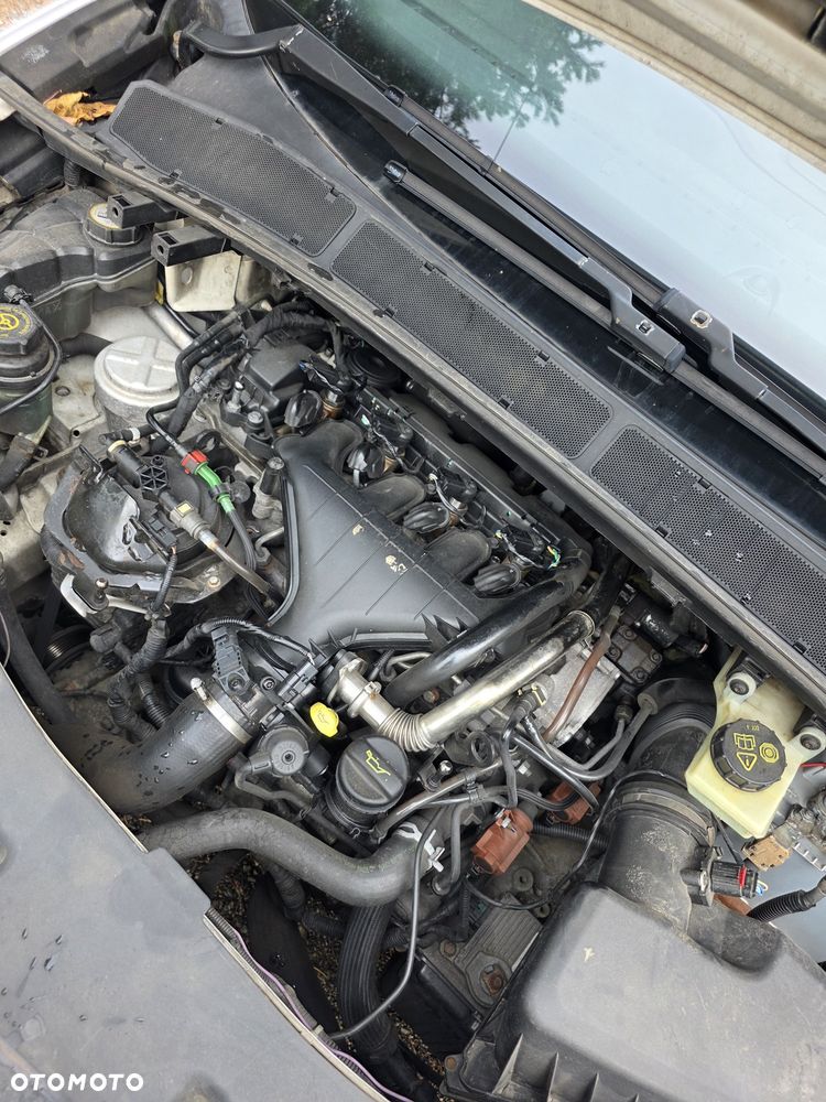Ford Galaxy - 5