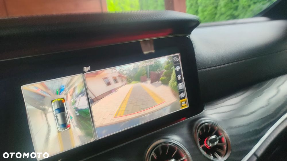 Mercedes-Benz Klasa E 220 d 4Matic 9G-TRONIC AMG Line - 35